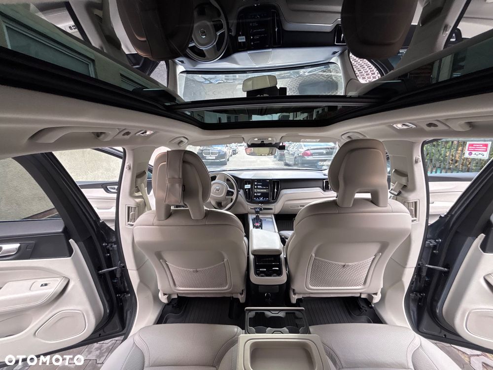 Volvo XC 60 T6 AWD Inscription - 4