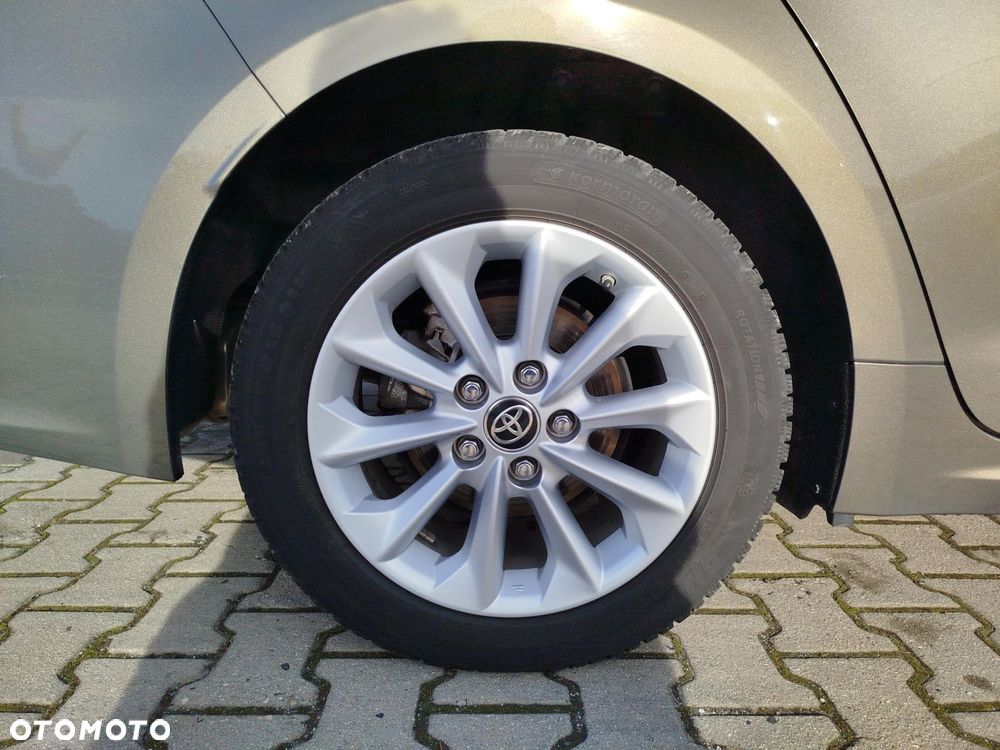 Toyota Corolla - 16