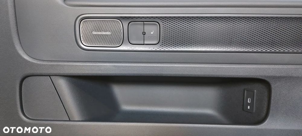 Volkswagen ID. Buzz - 13