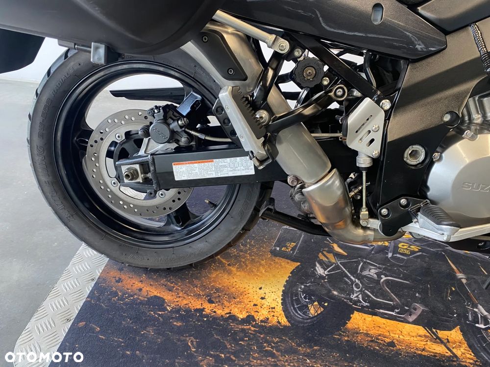 Suzuki V-STROM - 31