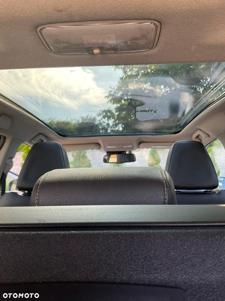 Toyota Auris Hybrid 135 Prestige - 12