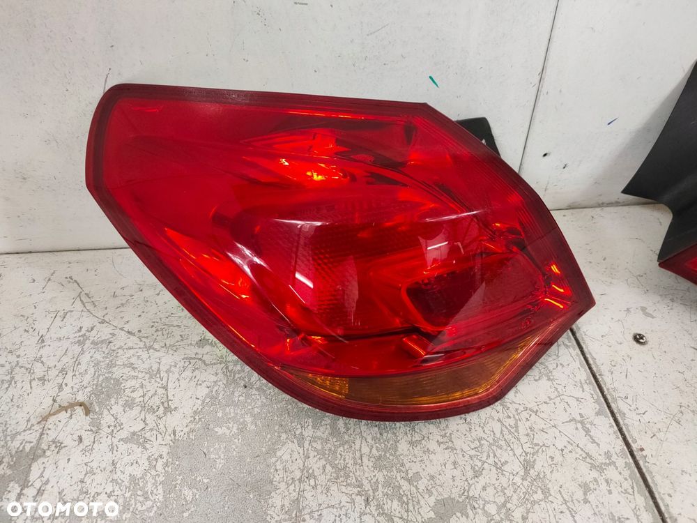 lampa prawa + lewa tył astra 4 j 5d hb jasna komplet - 4