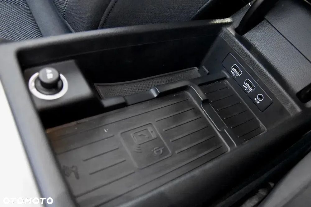 Audi A4 Avant 2.0 TDI S tronic - 12