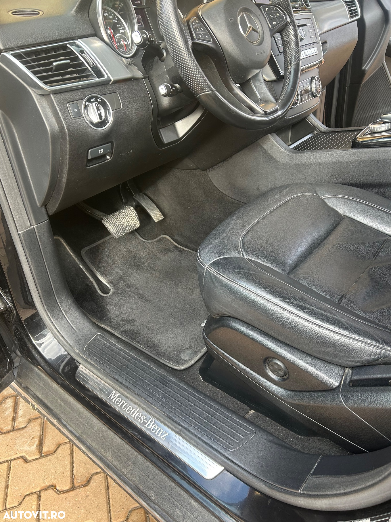 Mercedes-Benz GLE 350 d 4MATIC - 9