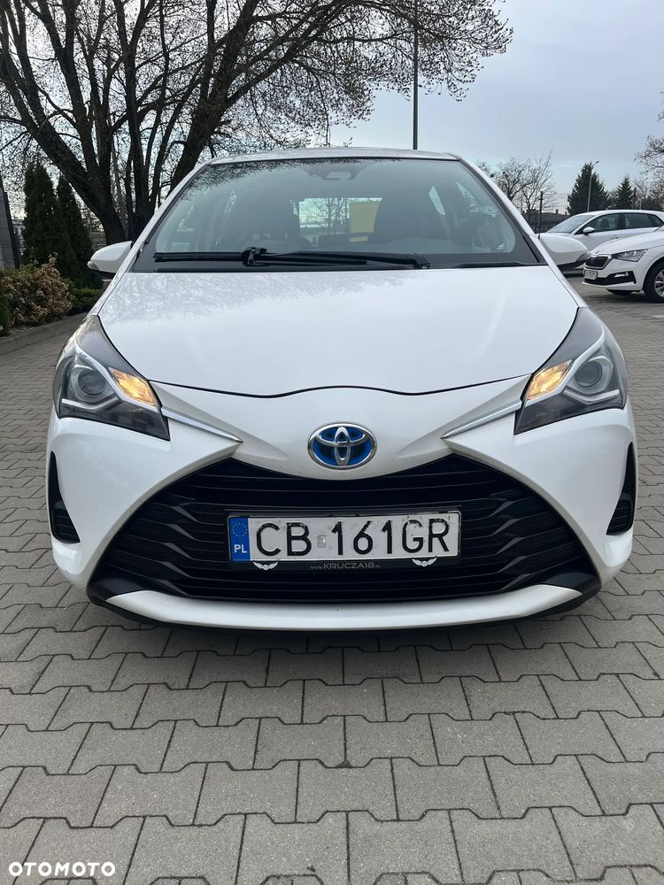 Toyota Yaris ver-hybrid-100-active-eu6 - 1
