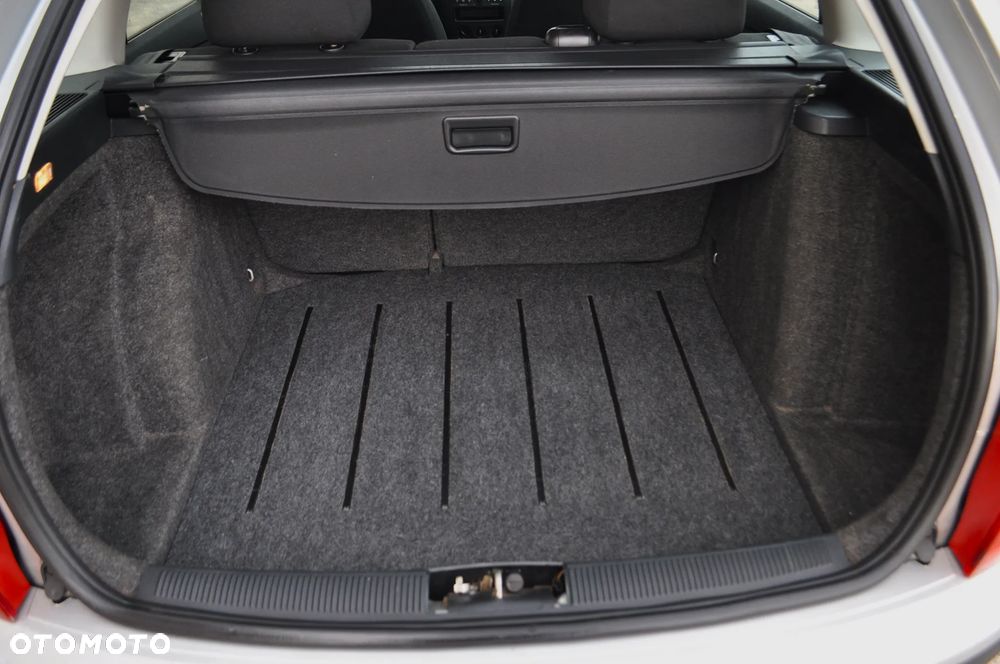 Skoda Fabia - 10