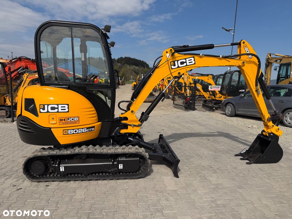 JCB 8026 - 6