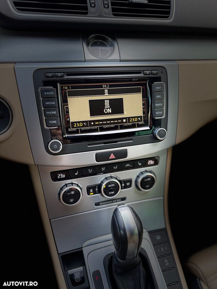Volkswagen Passat CC - 22