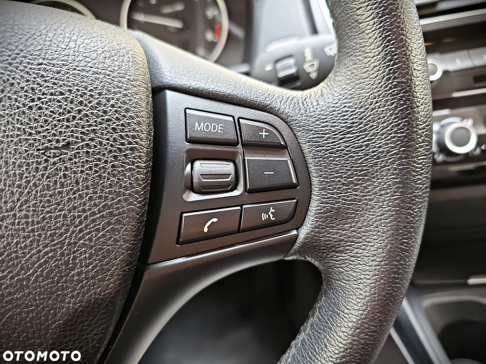 BMW Seria 1 - 22