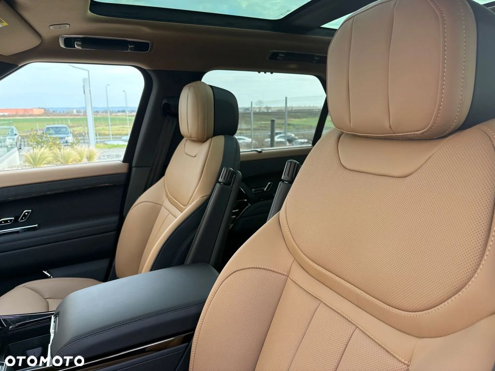 Land Rover Range Rover Sport - 12