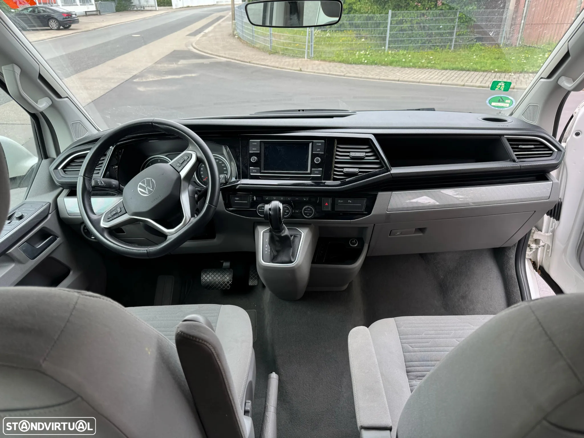 VW California Coast Volkswagen California Camper | 2 Camas – Dorme 4 Pessoas | Kitchenette + Cama no Teto - 7