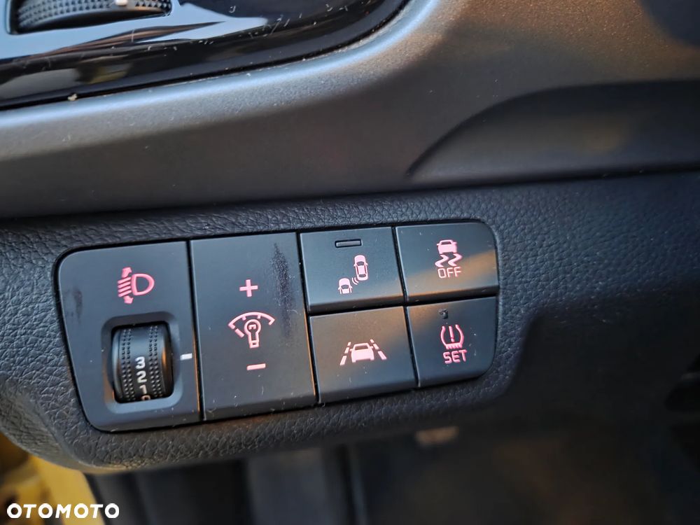 Kia Stonic 1.0 T-GDI OPF Platinum Edition - 22