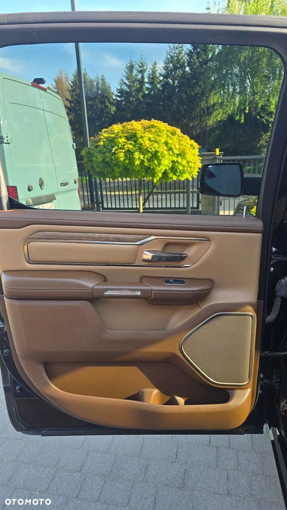 RAM 1500 5.7 Crew Cab Longhorn - 28
