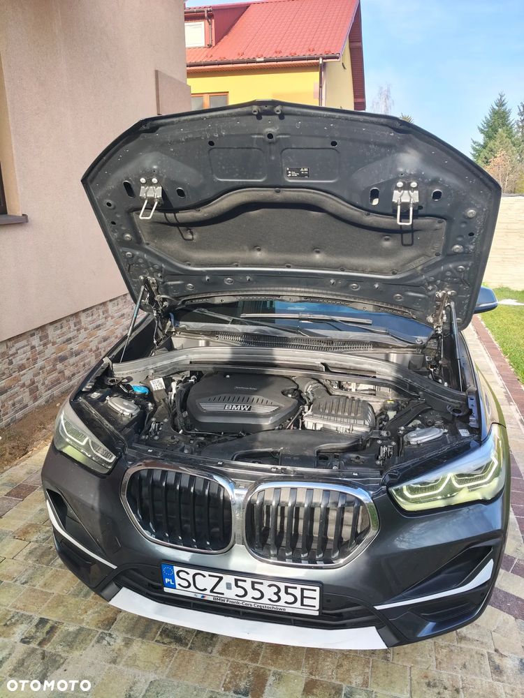 BMW X1 sDrive18d - 11