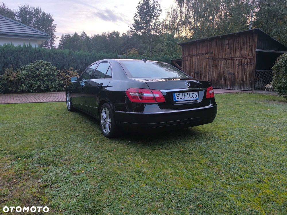 Mercedes-Benz Klasa E - 2