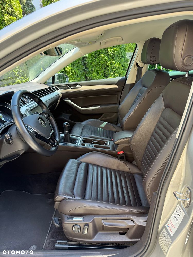 Volkswagen Passat 2.0 TDI BMT Highline - 3
