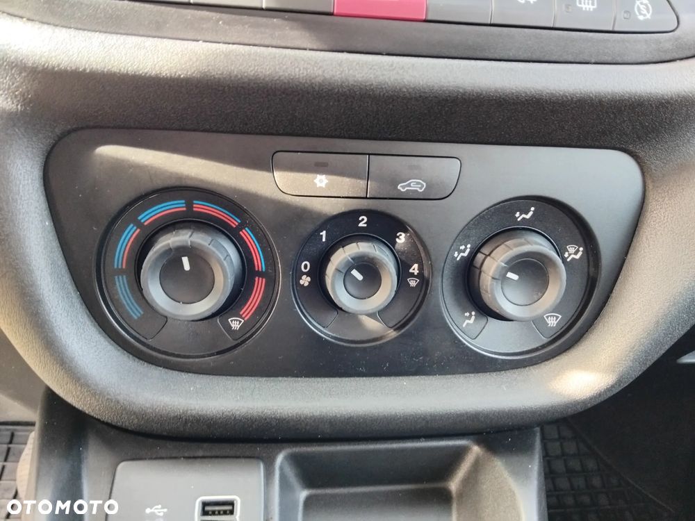 Fiat Doblo Kombi 1.6 MJ Dynamic - 9