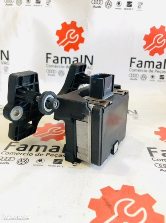 Sensor Radar/ Distância -VW PASSAT B8 / 3Q0907561 - 1
