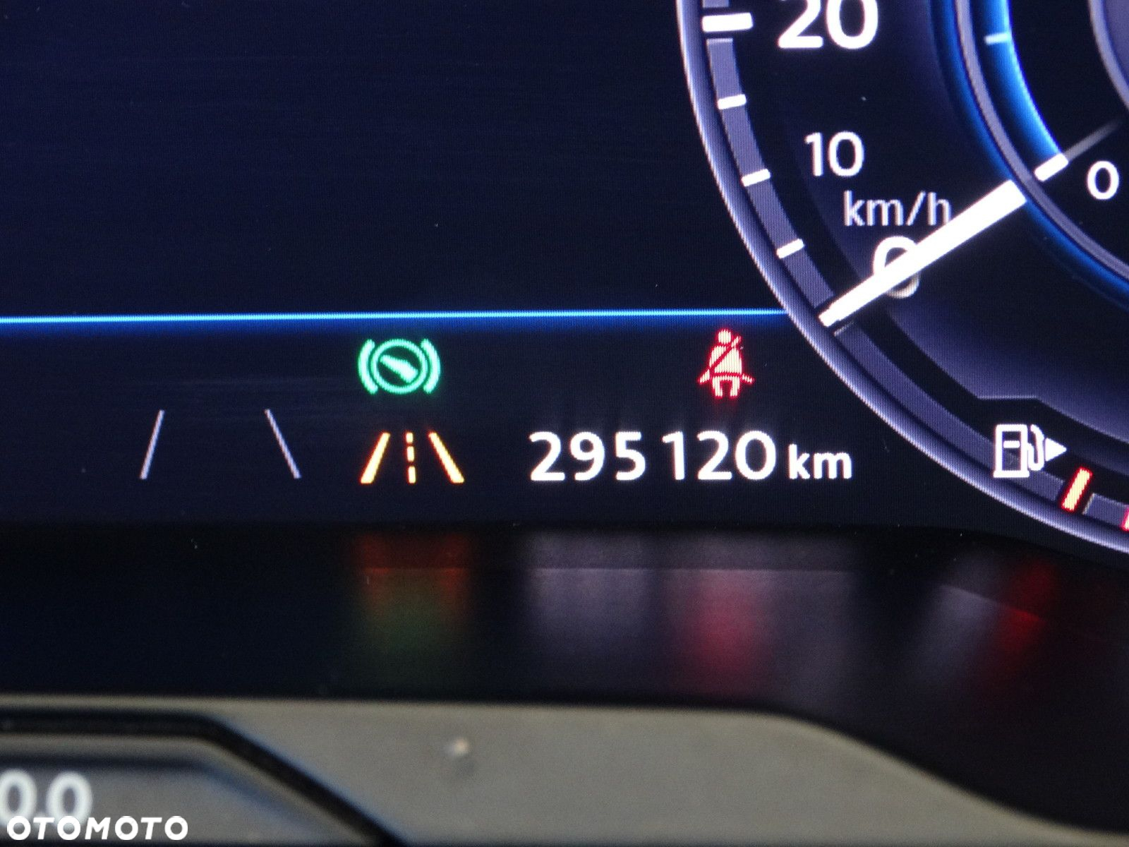 Volkswagen Passat - 29