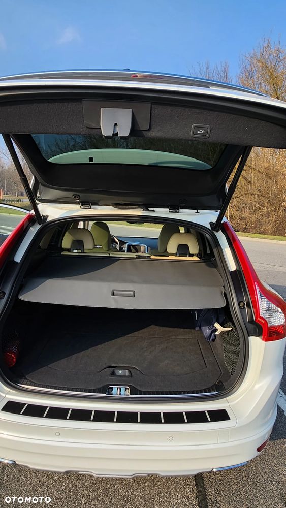 Volvo XC 60 D4 AWD Summum - 13