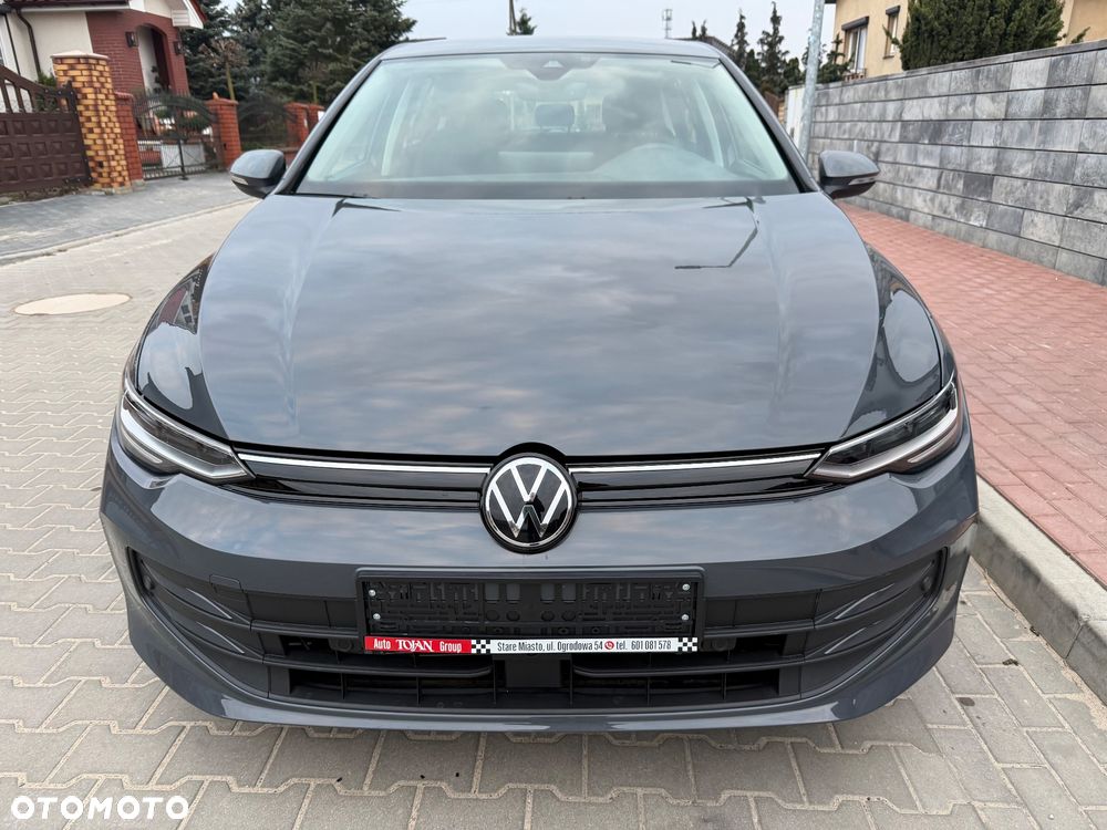 Volkswagen Golf 1.5 eTSI Life DSG - 1