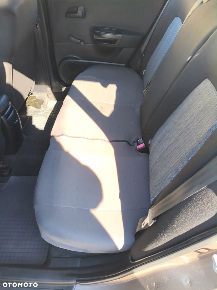 Kia Ceed - 9