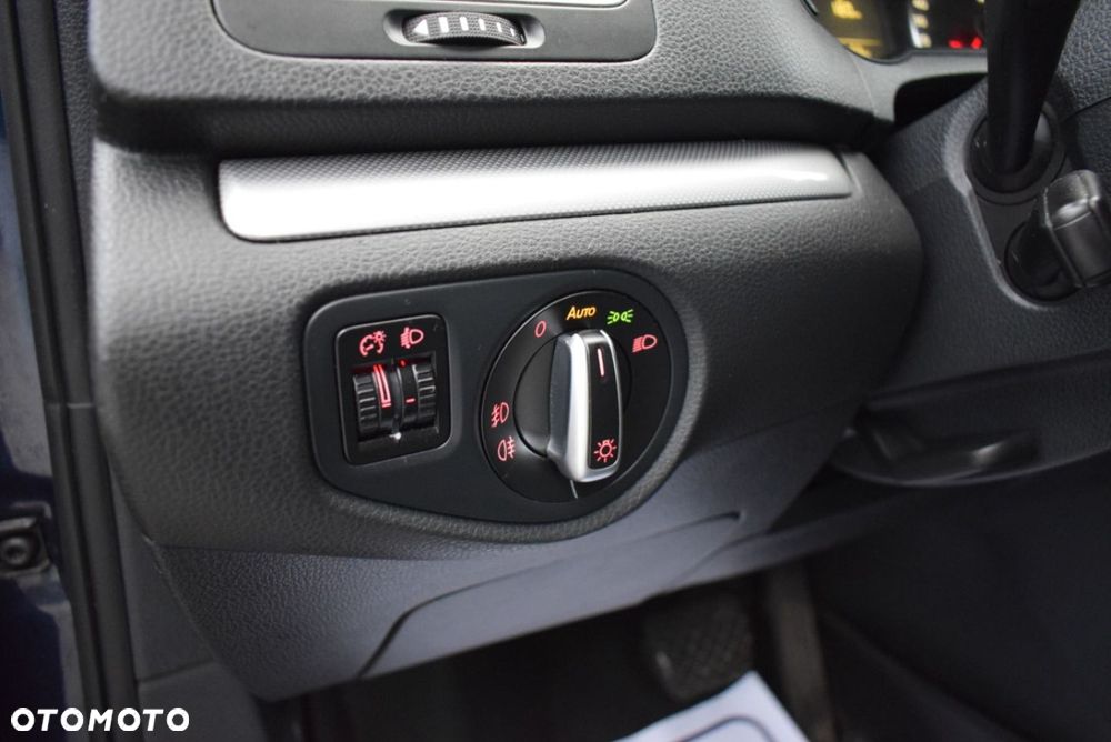 Volkswagen Sharan - 18