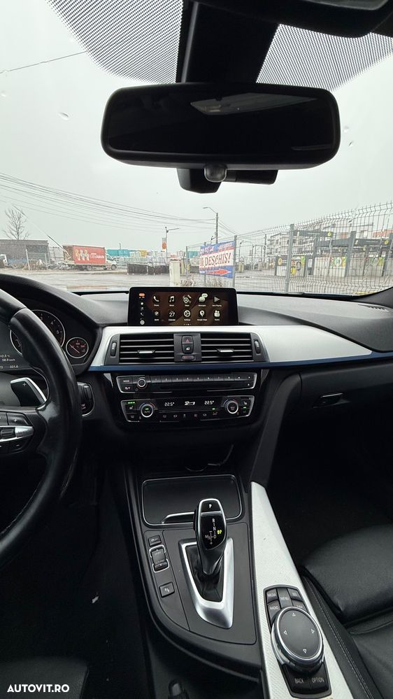 BMW Seria 3 320d xDrive Aut. M Sport - 10