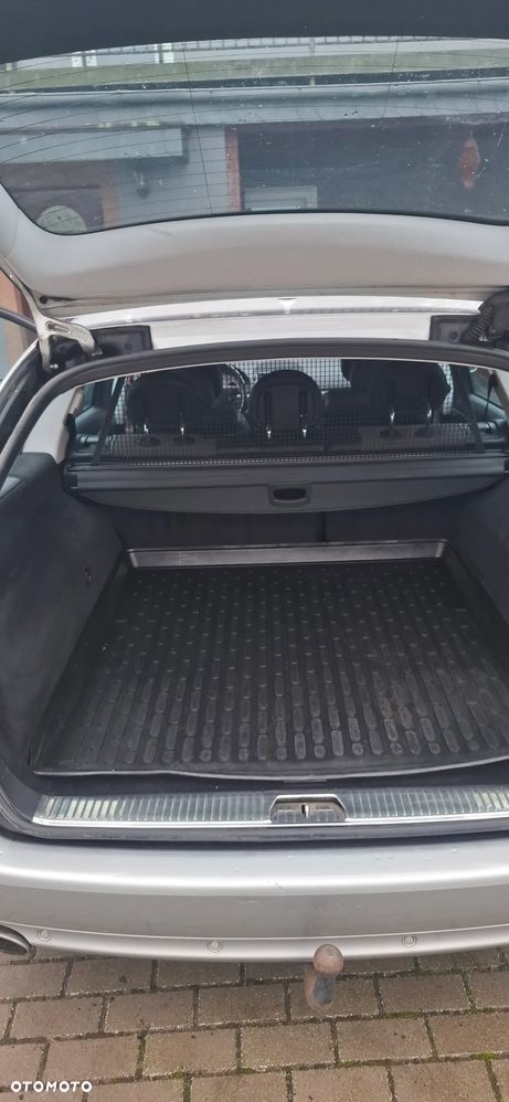 Mercedes-Benz Klasa E 320 CDI 4-Matic Avantgarde - 11