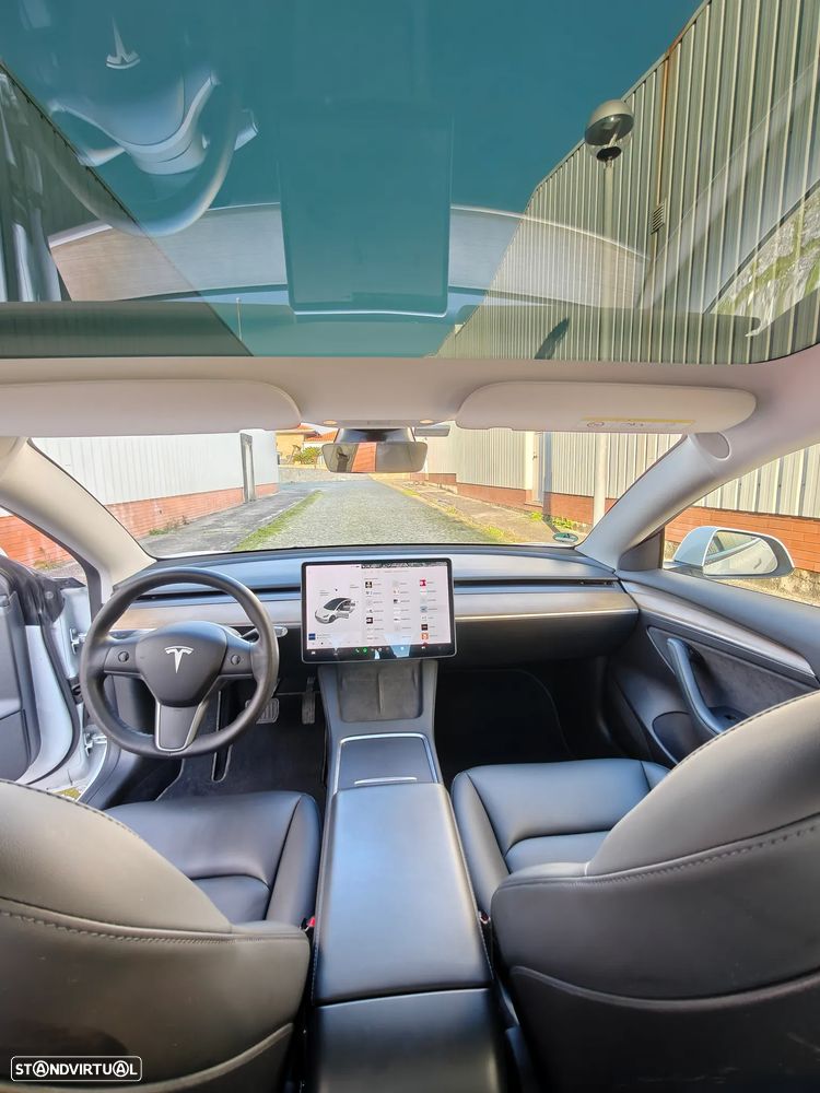 Tesla Model 3 Standard Range Plus RWD - 11