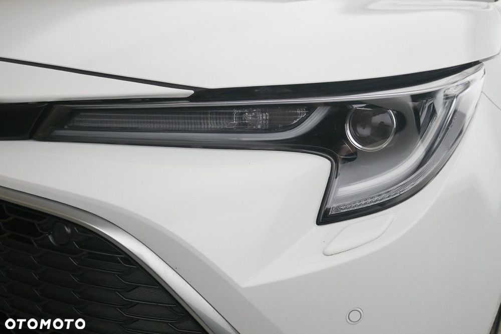 Toyota Corolla - 13