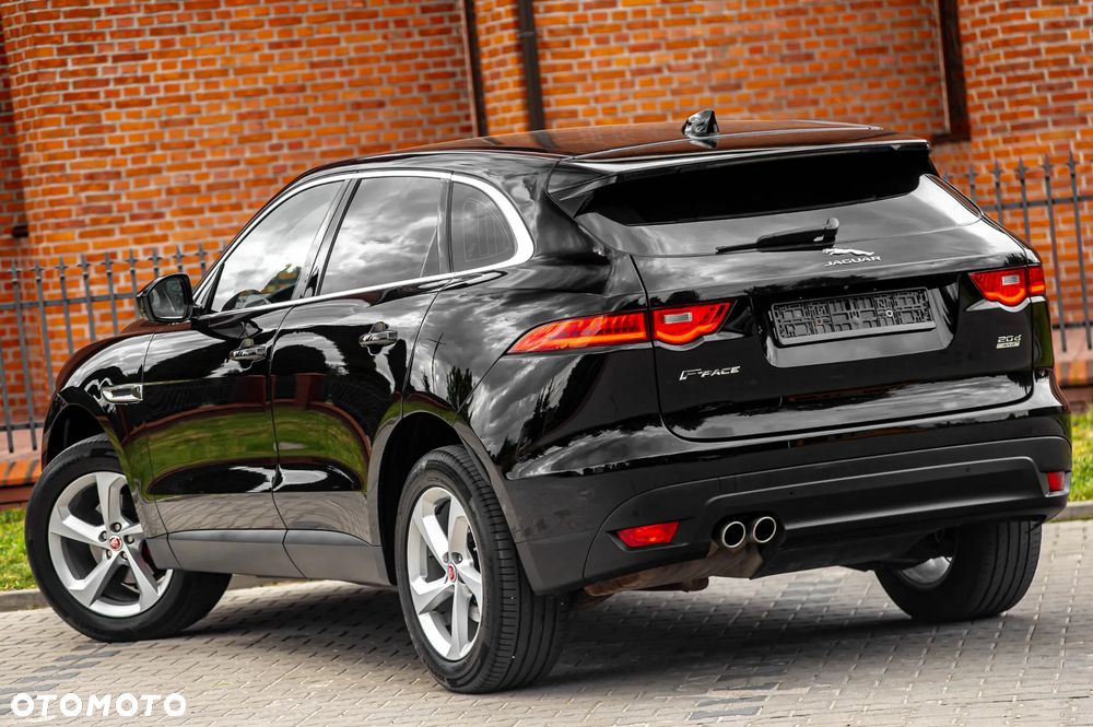 Jaguar F-Pace - 17