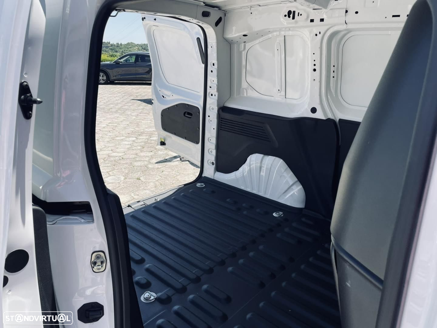 Peugeot Partner 1.5 BlueHDi 100cv Pro Standard - 15