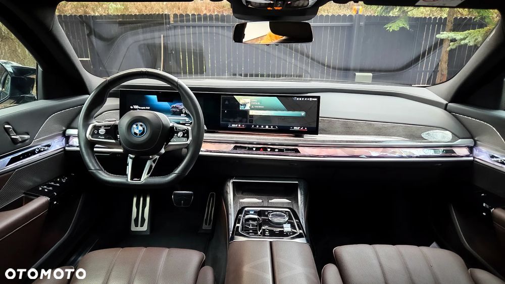 BMW i7 - 28