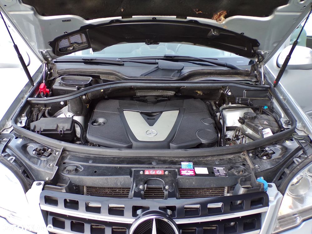 Mercedes-Benz ML 280 CDI 4Matic 7G-TRONIC Edition 10 - 28