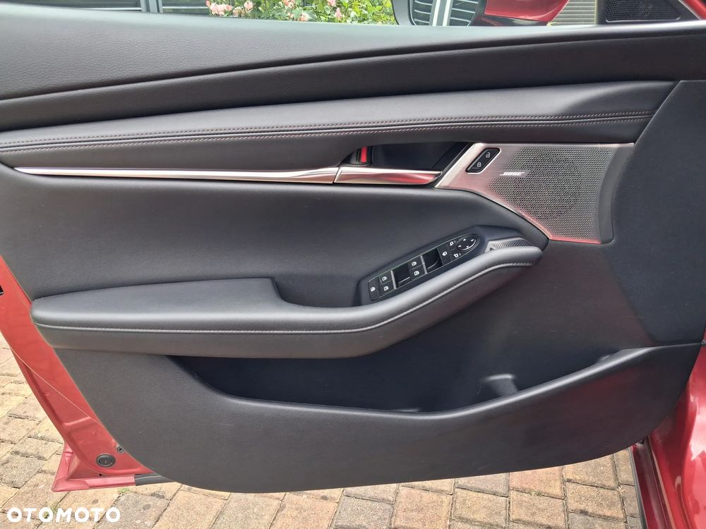 Mazda 3 SKYACTIV-X 2.0 M-Hybrid - 13