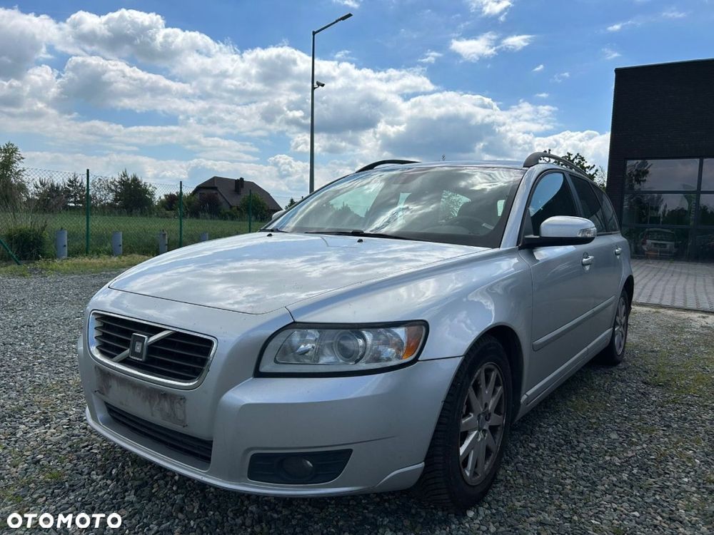Volvo V50 - 1