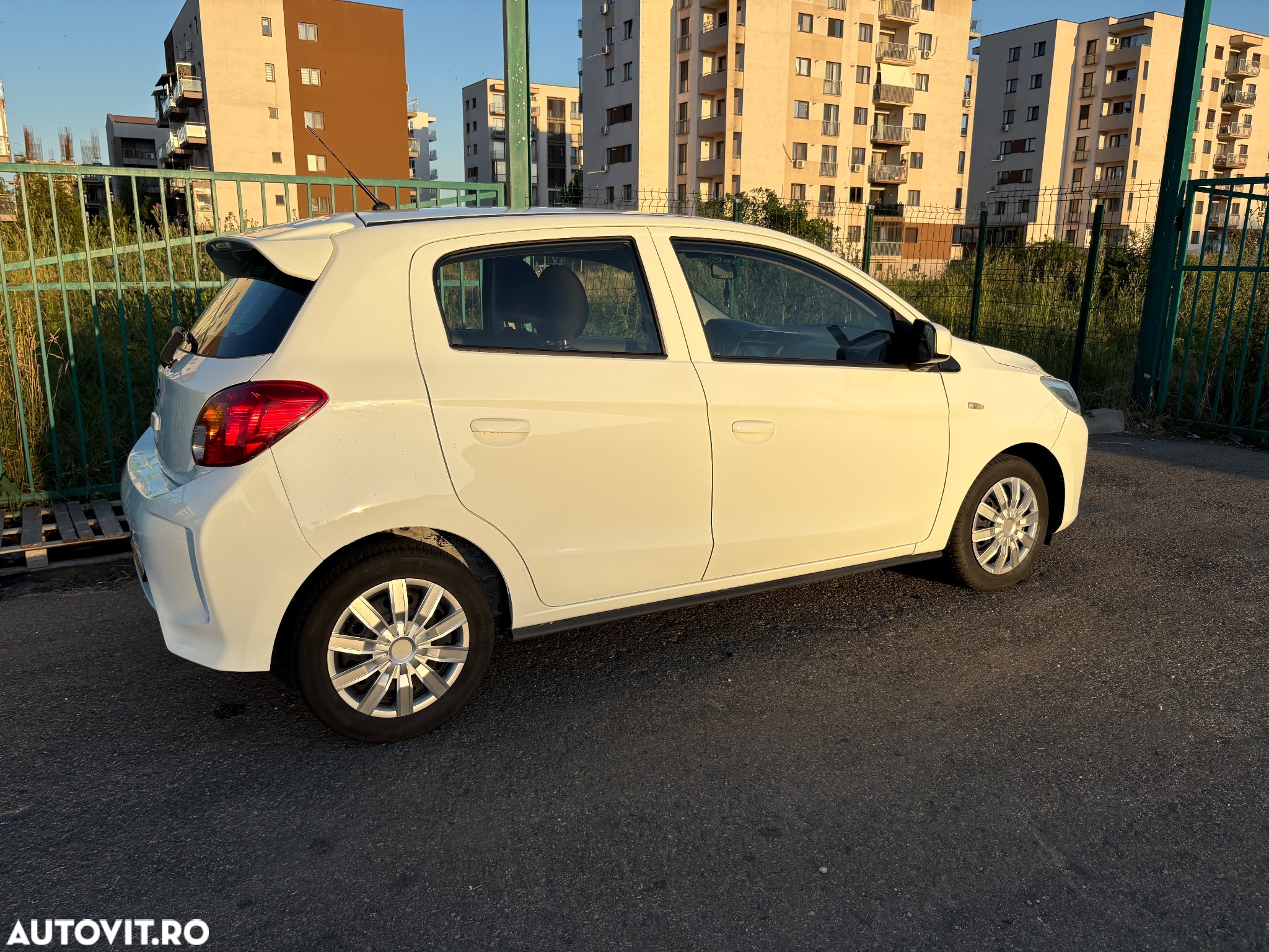 Mitsubishi Space Star AS&G 1.2 Top - 35
