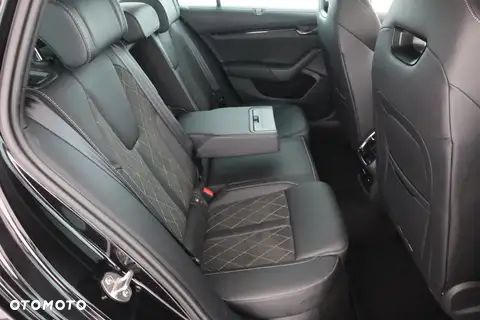 Skoda Octavia 2.0 TSI RS 245 DSG - 11