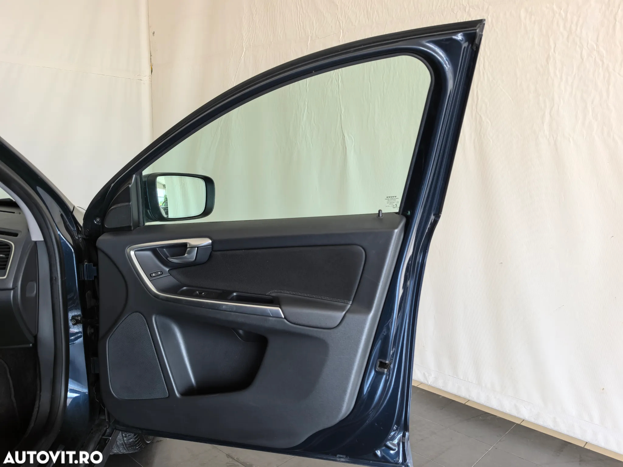 Volvo XC 60 D4 VEA Start-Stop Momentum - 22