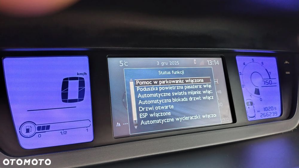 Citroën C4 Picasso - 25