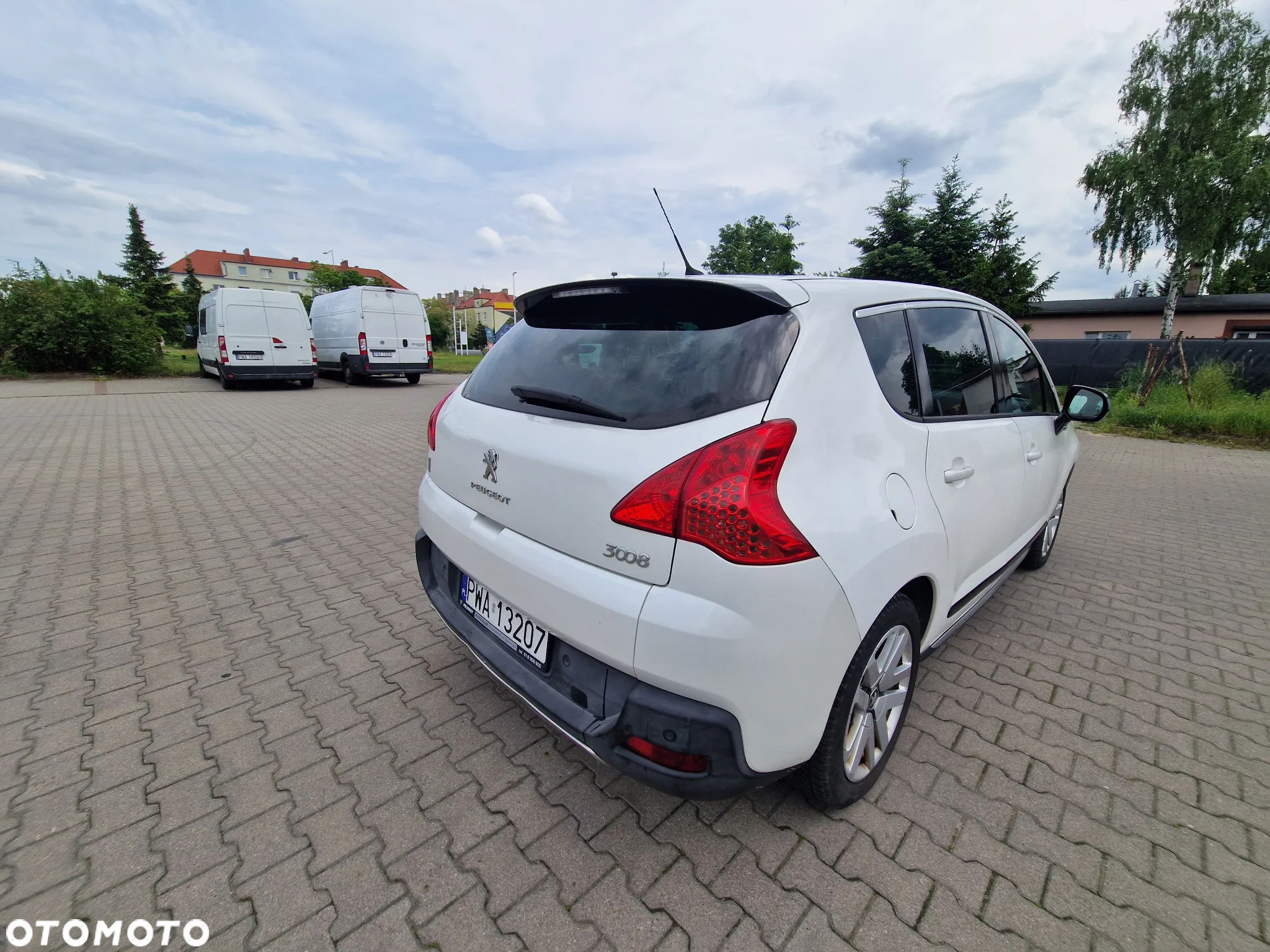 Peugeot 3008 2.0 HDi HYbrid4 - 4