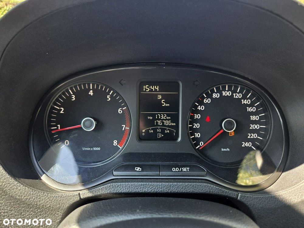 Volkswagen Polo 1.2 Style - 19