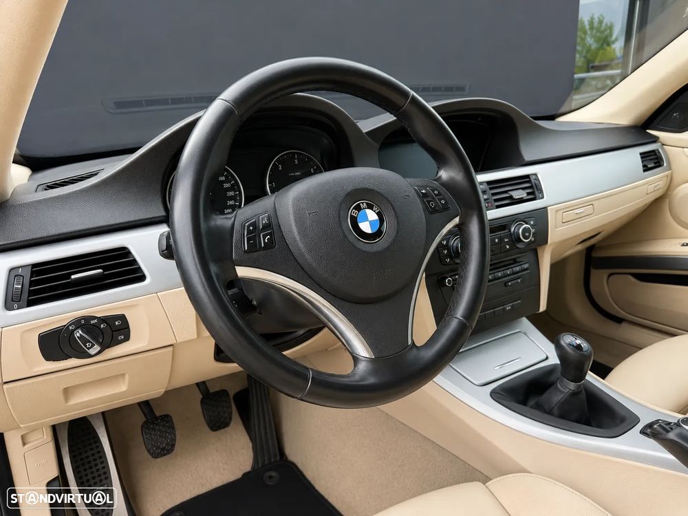 BMW 320 d Coupe - 10