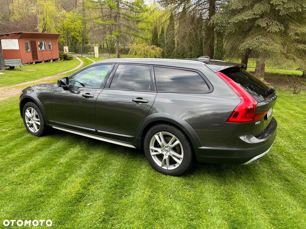 Volvo V90 Cross Country D4 AWD Geartronic - 2