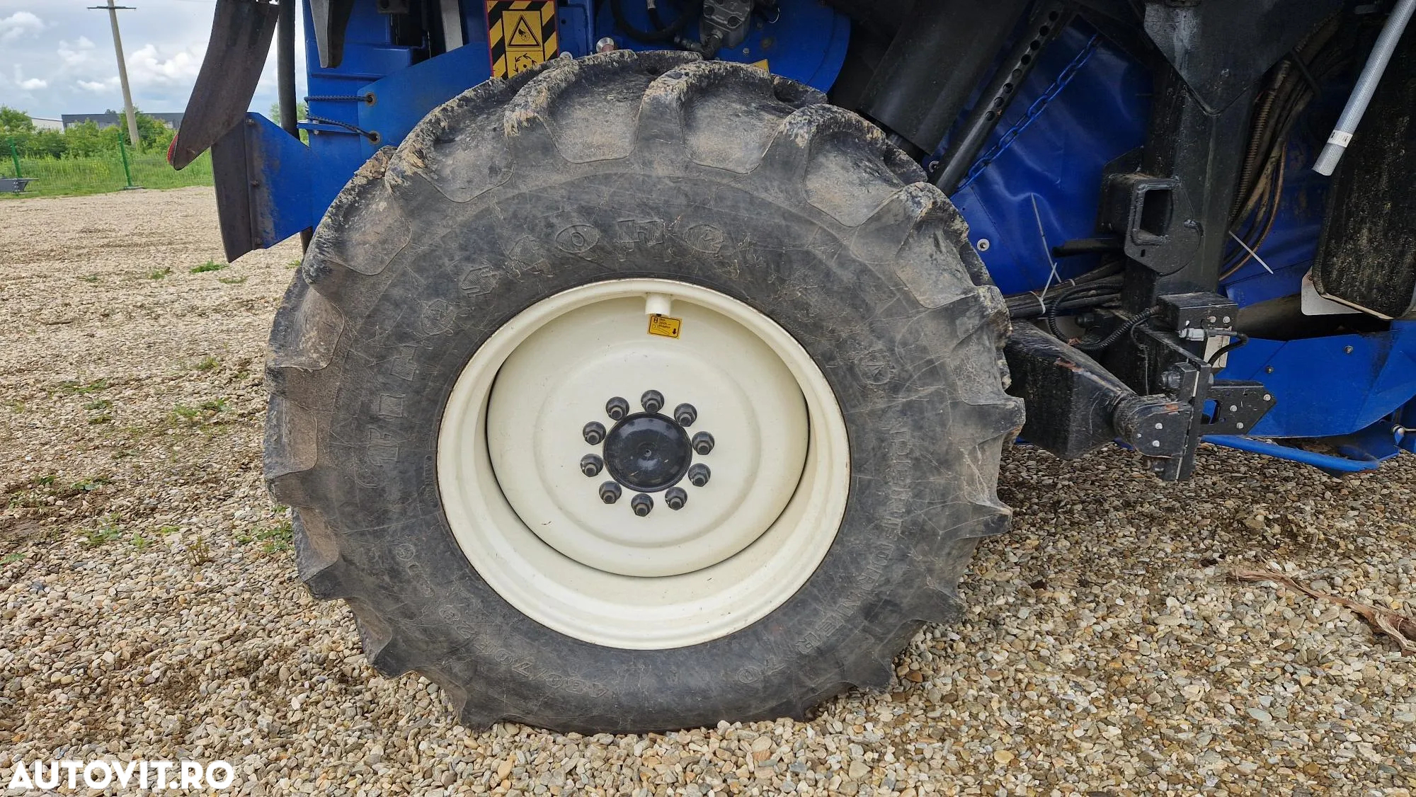 New Holland BRAUD 9070L COMBINA DE RECOLTAT STRUGURI - 12