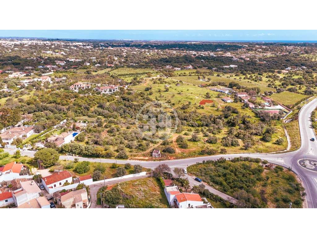 Terreno com grande potencial de construção em estrada de Quarteira ... - Grande imagem: 3/7