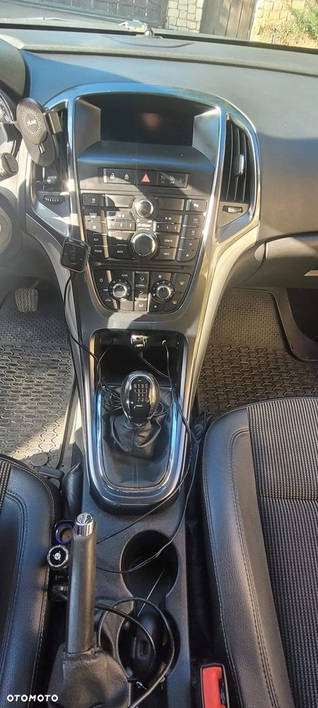 Opel Astra IV Sports Tourer 12-16 - 24