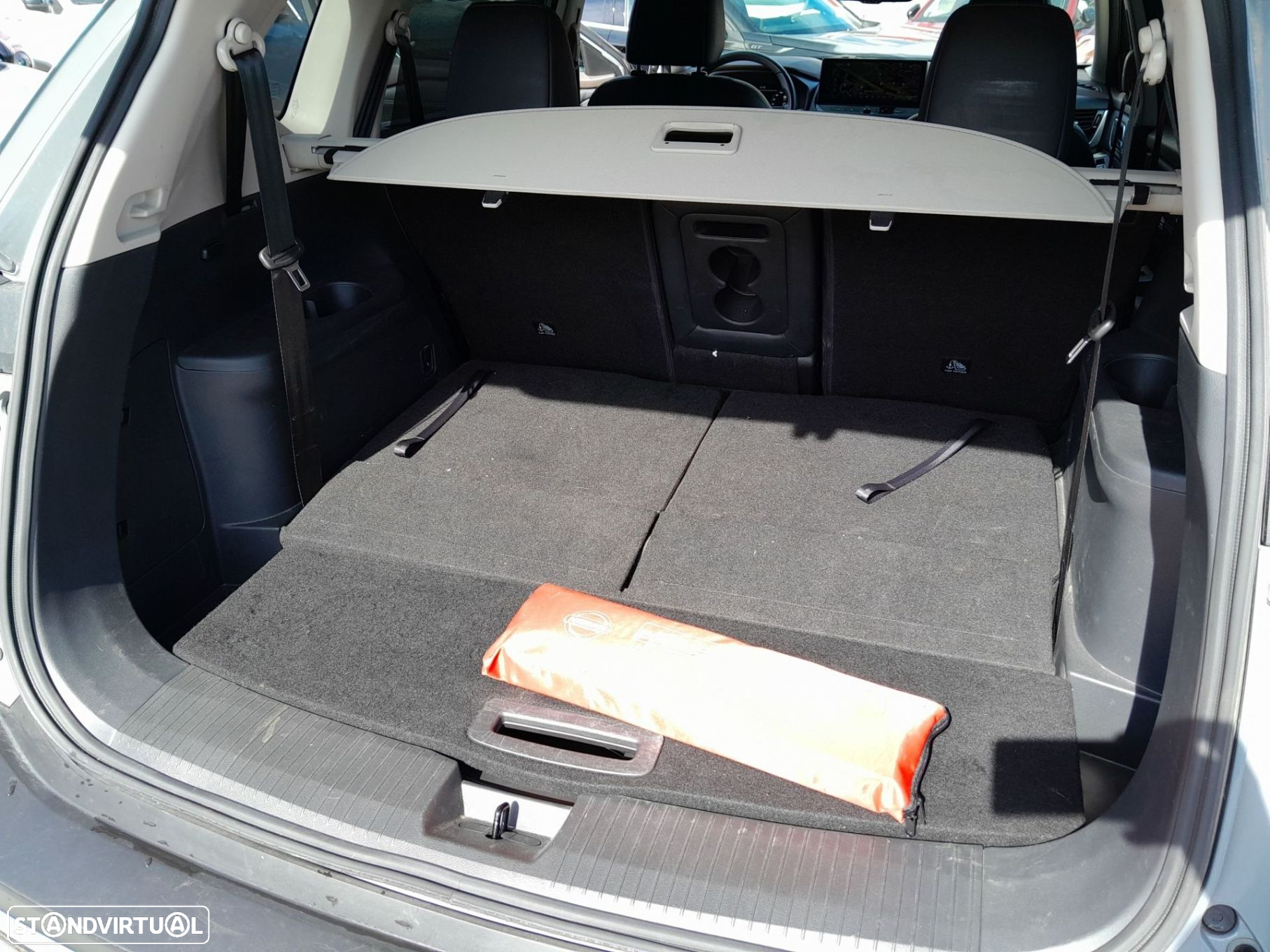 Nissan X-Trail 1.5 e-Power Tekna+ 7L e-4force - 22