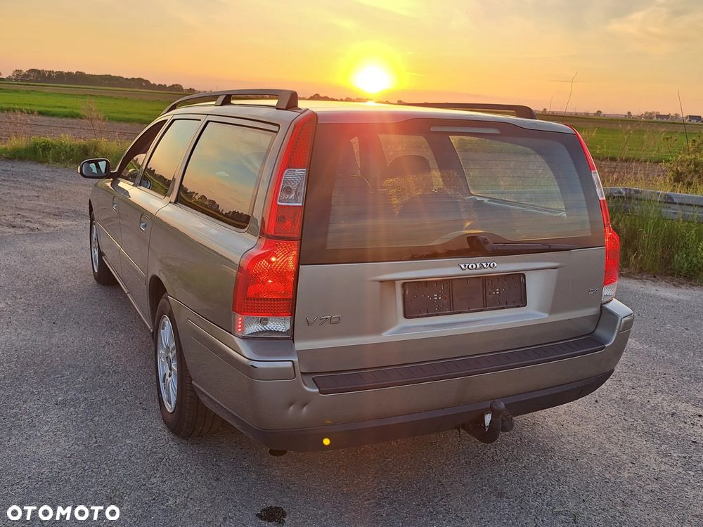 Volvo V70 2.4 - 13